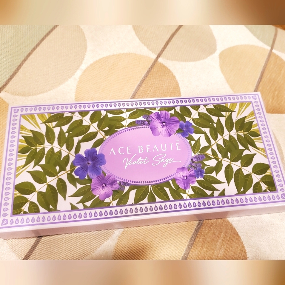 Ace Beaute Violet Sage Eye Shadow Palette